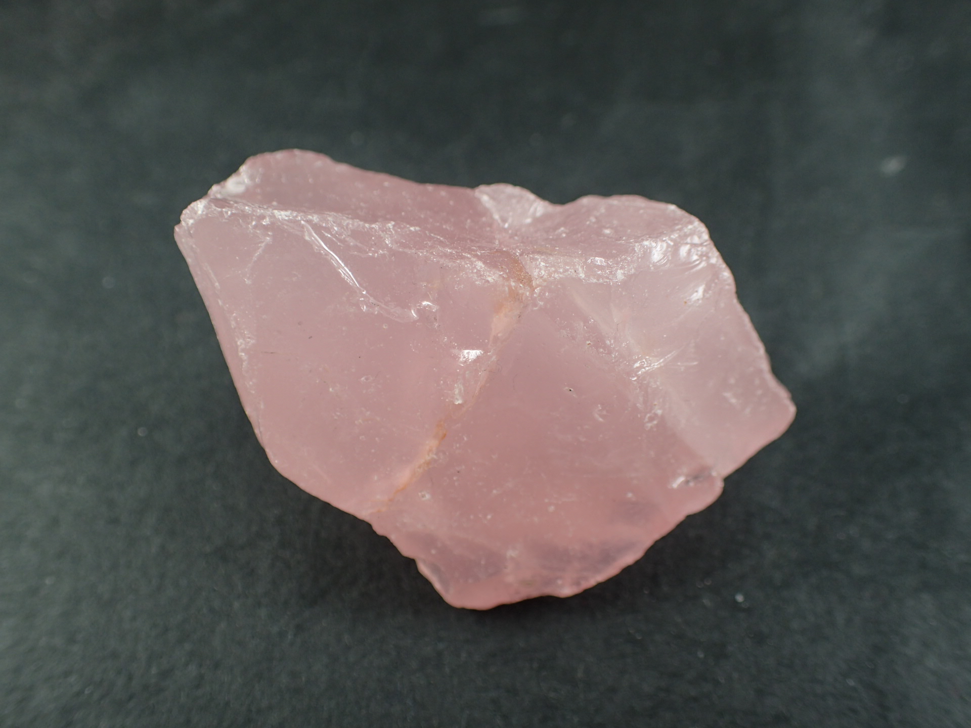 最高品質ローズクォーツ原石(Rose Quartz) North of Amabatodrazaka