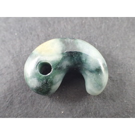 最高品質ヒスイ輝石(Jadeite) 新潟県糸魚川市青梅町 産 ｜石の販売専門