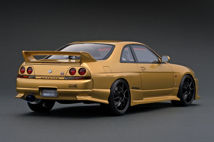 イグニッションモデル 日産 スカイライン GT-R BCNR33 トップ