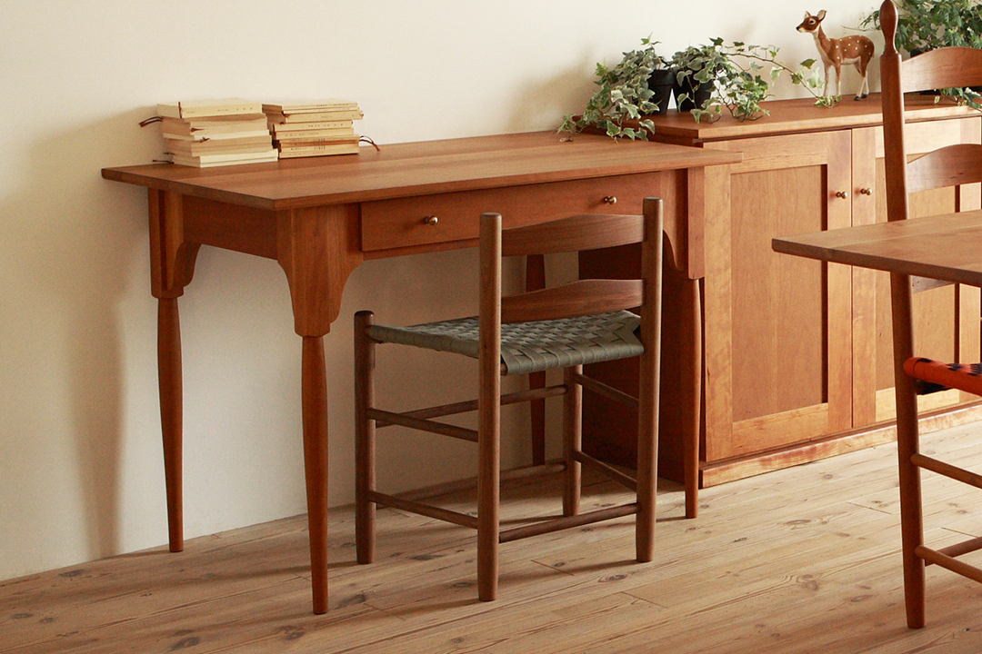 広松木工 HARVARD スタンドウィズドロワー 木製三脚サイドテーブル