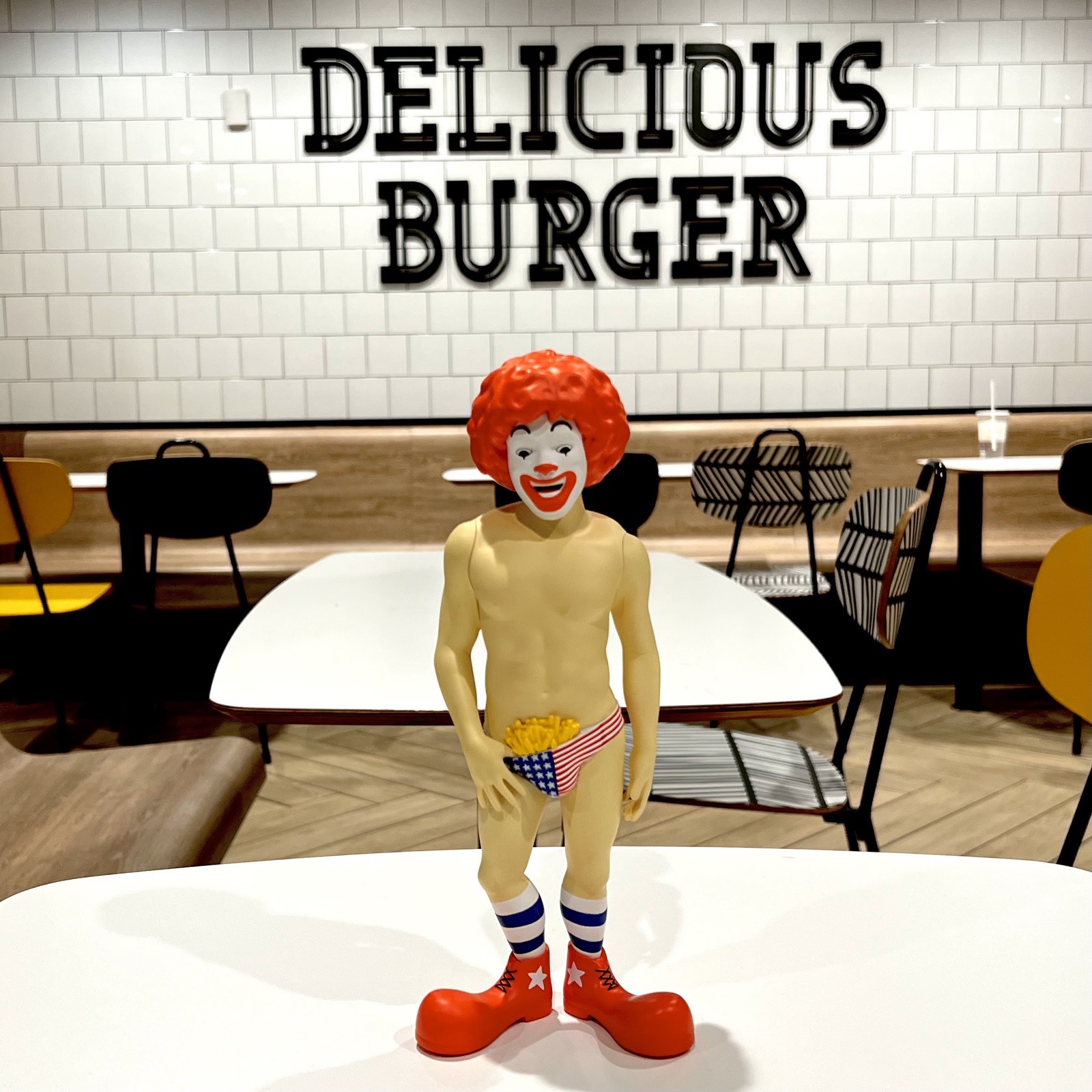 Sexy Ronald - Old Glory by Wizard Skull x UVD Toys - Vinyl Pulse