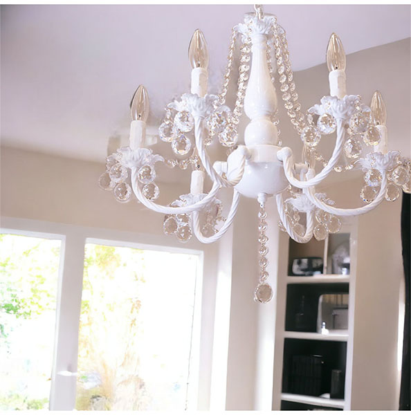 ホワイトシャンデリア 6灯 ガラス製