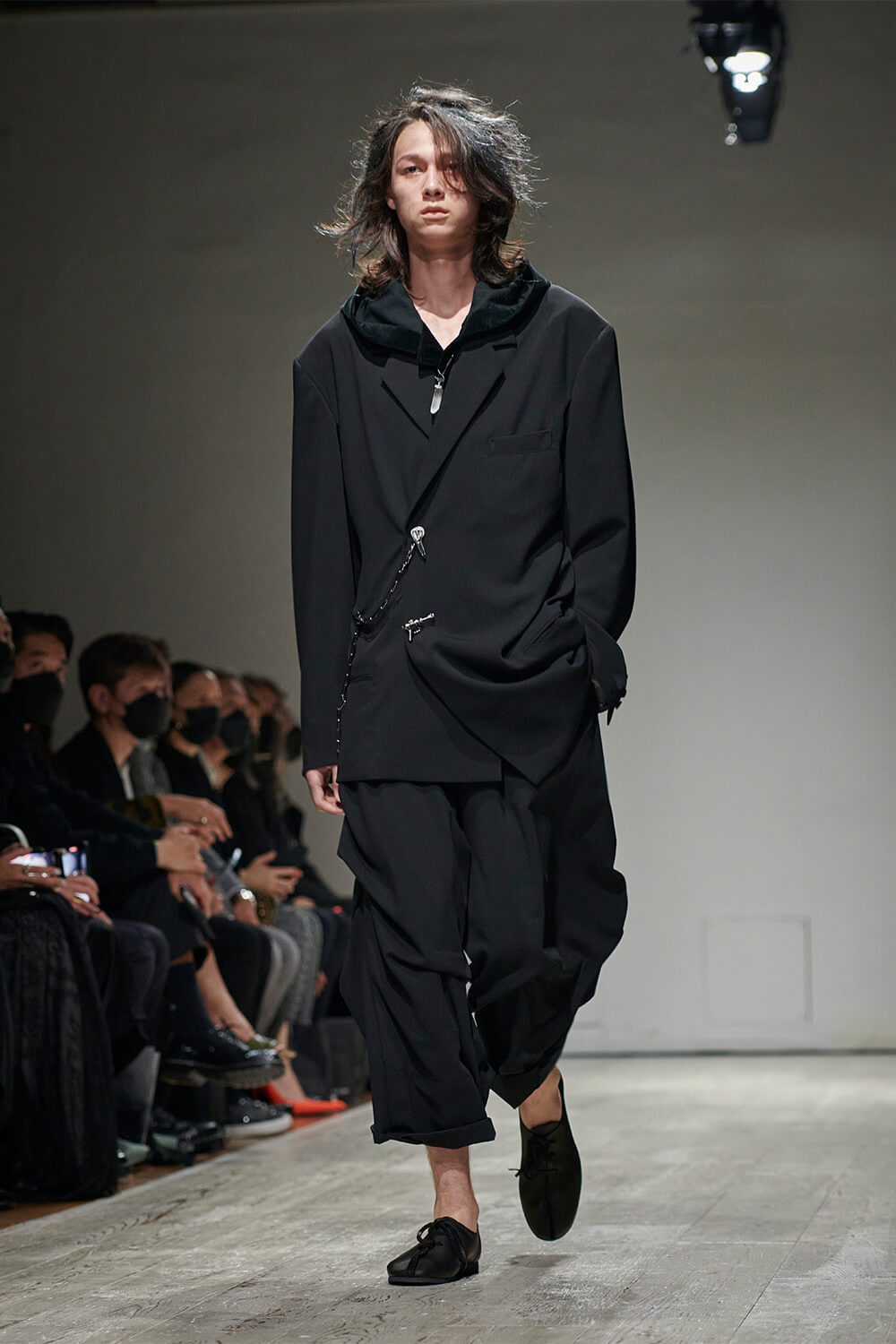 Yohji Yamamoto POUR HOMME S/S 2023 COLLECTION | Yohji Yamamoto