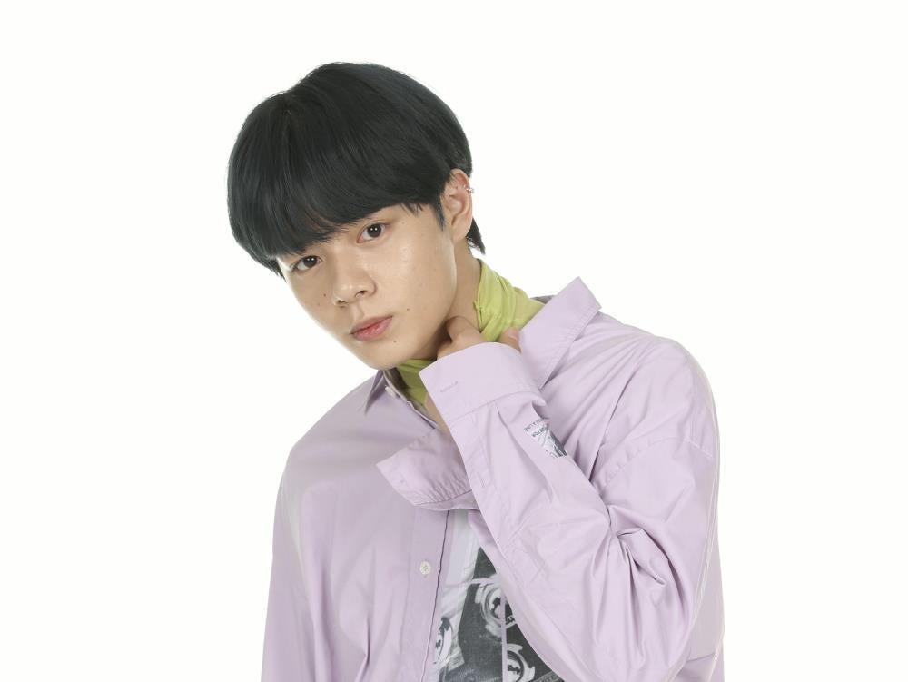 JO1」の鶴房汐恩さん、オンラインカジノ利用で10日間の活動自粛