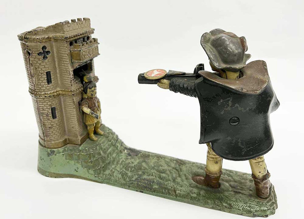 写真】時代を映すユニークな世界の貯金箱 : 読売新聞