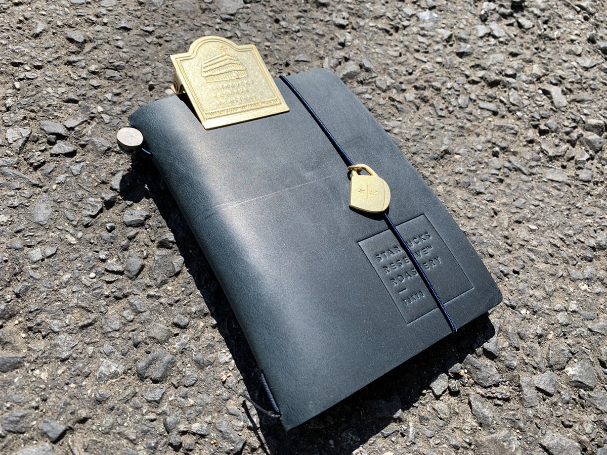 スターバックス リザーブ ロースタリー トラベラーズノート ブラス