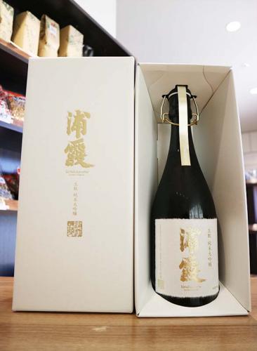 浦霞 創業三〇〇周年 きもと 純米大吟醸 720ml | 日本酒・地酒 自然派