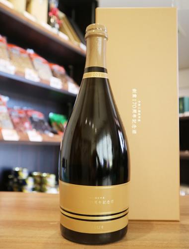 新政 創業170周年記念酒 陸羽132号 760ml(黄) | 日本酒・地酒 自然派