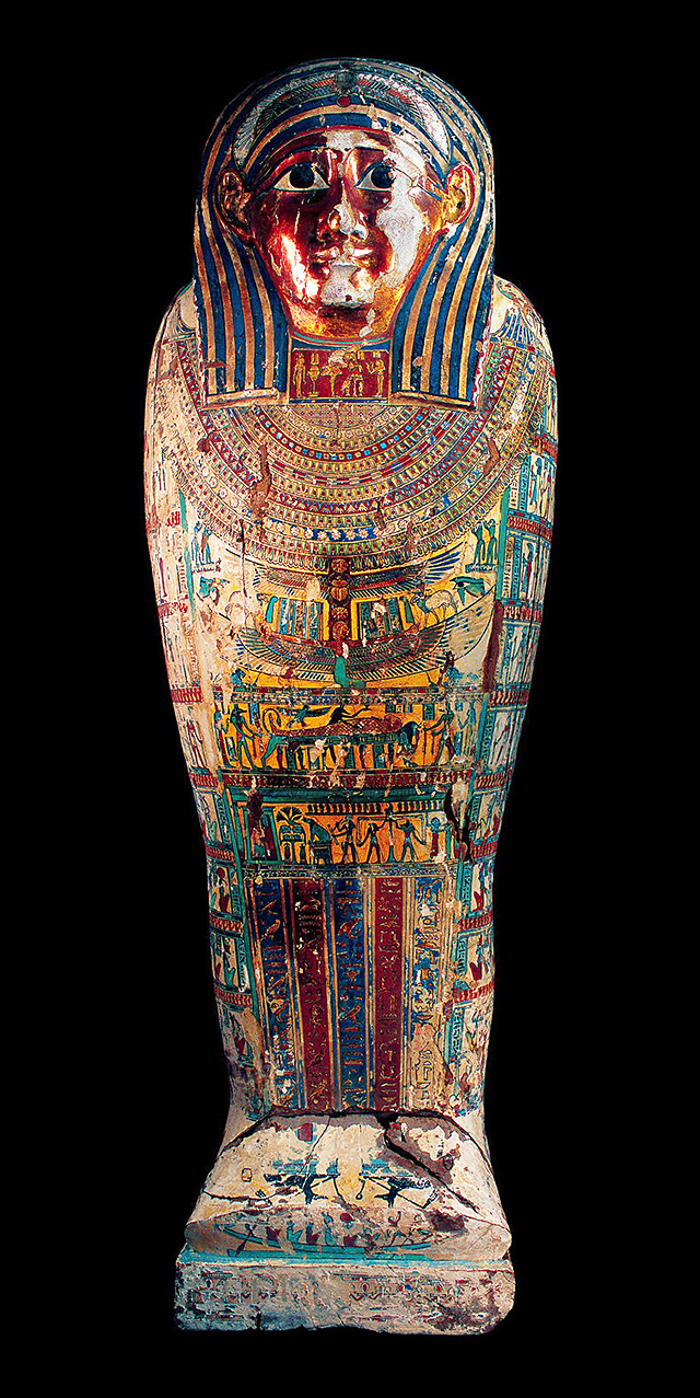 古代エジプト美術館展 ここに注目（5）人型木棺 復活願い全面に装飾
