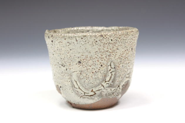 XG234 陶芸家・唐津焼・中川自然坊・刷毛目唐津・ぐい呑み・共箱・酒器