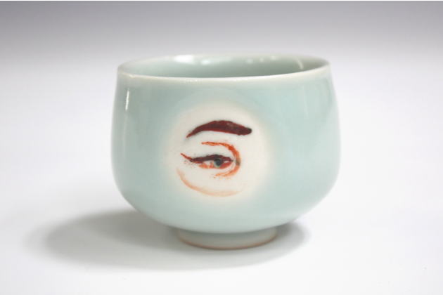 三浦小平二 ぐい呑み 三浦 小平二 作 『青磁 ぐい呑み』 ｜骨董品買取