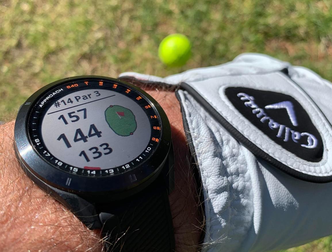 Garmin Approach S40 hands-on: Affordable golf watch with 24/7