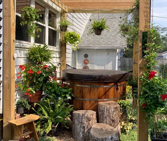 Ellipse Cedar Hot Tub 7' | Outdoor Wood Hot Tubs | Zen Bathworks