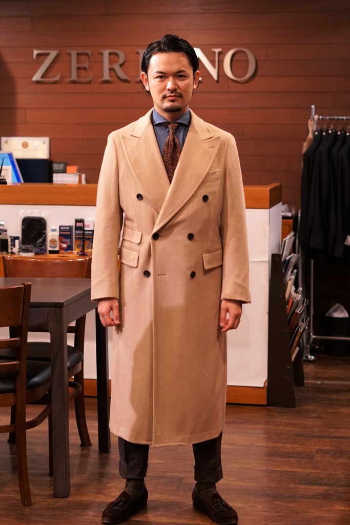 アンゴラ100％のダブルチェスターコート | ZERBINO BLOG