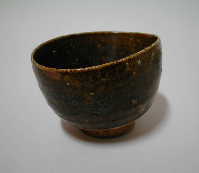 一宮市博物館データ検索システム｜「尾呂茶碗」