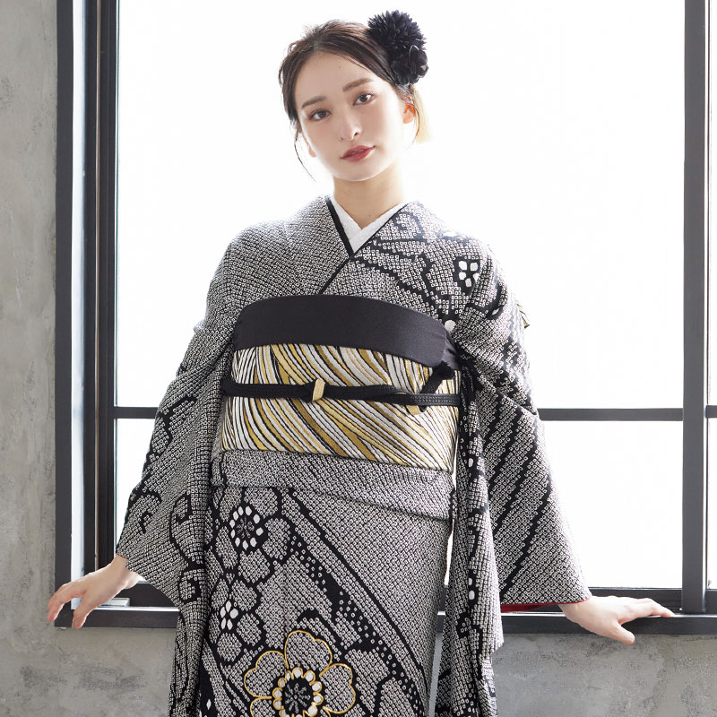 綺麗な地模様入りのグリーン地に桜が可愛い振り袖フルセット➕