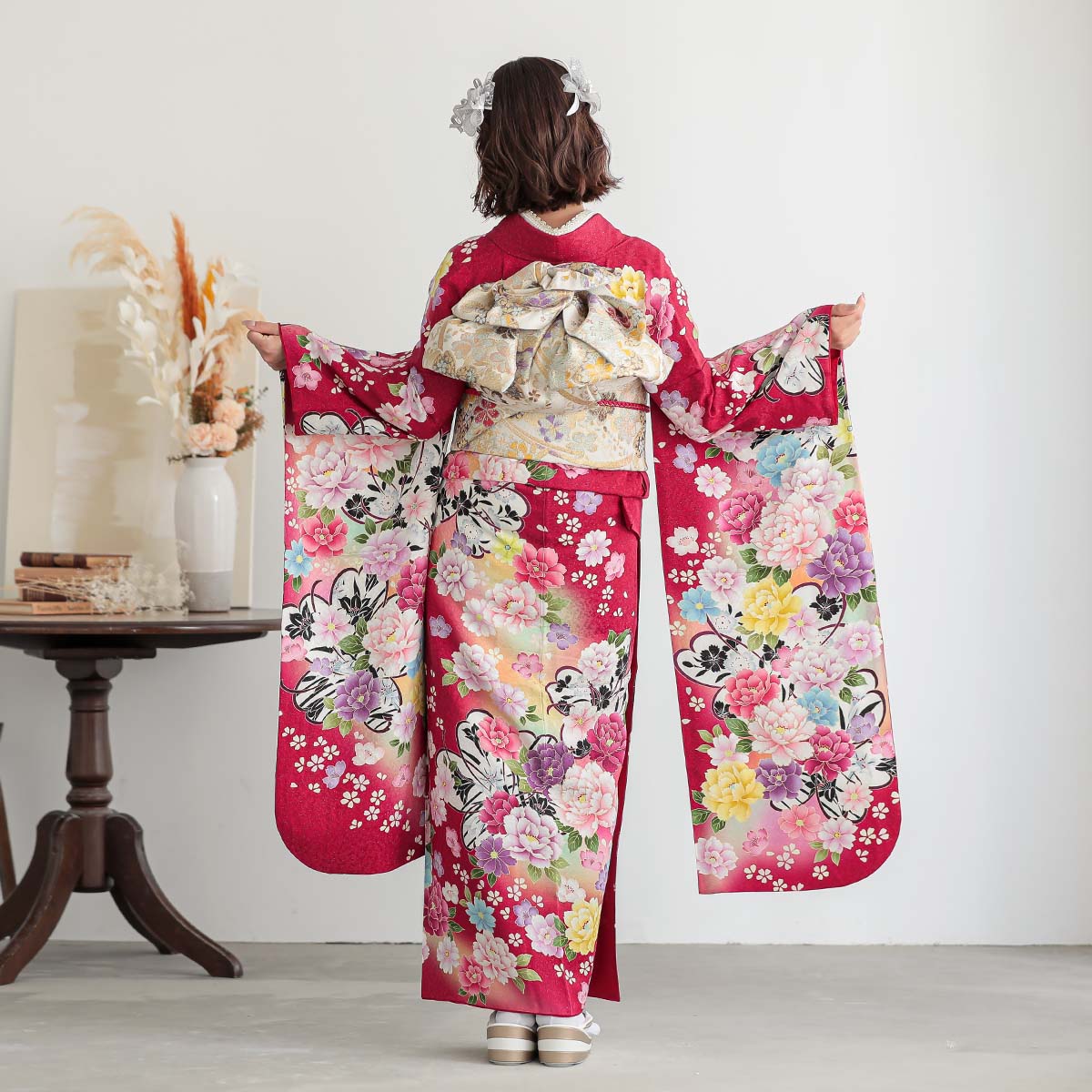 振袖 刺繍 牡丹 桜花 菊花 花吹雪 成人式 晴れの日 着物 075a p 深緑地