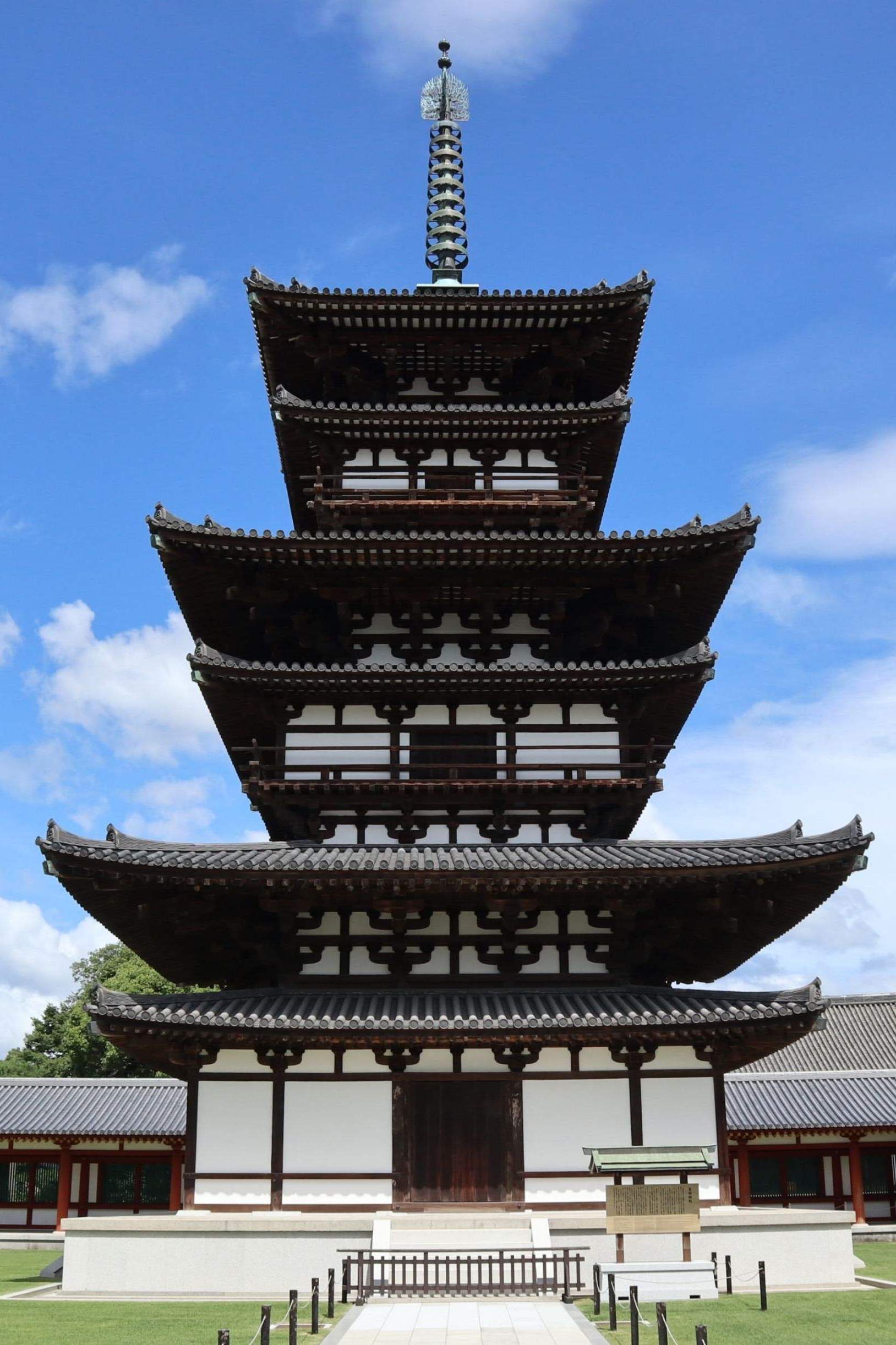国宝 東塔落慶記念 - 奈良薬師寺 公式サイト|Yakushiji Temple