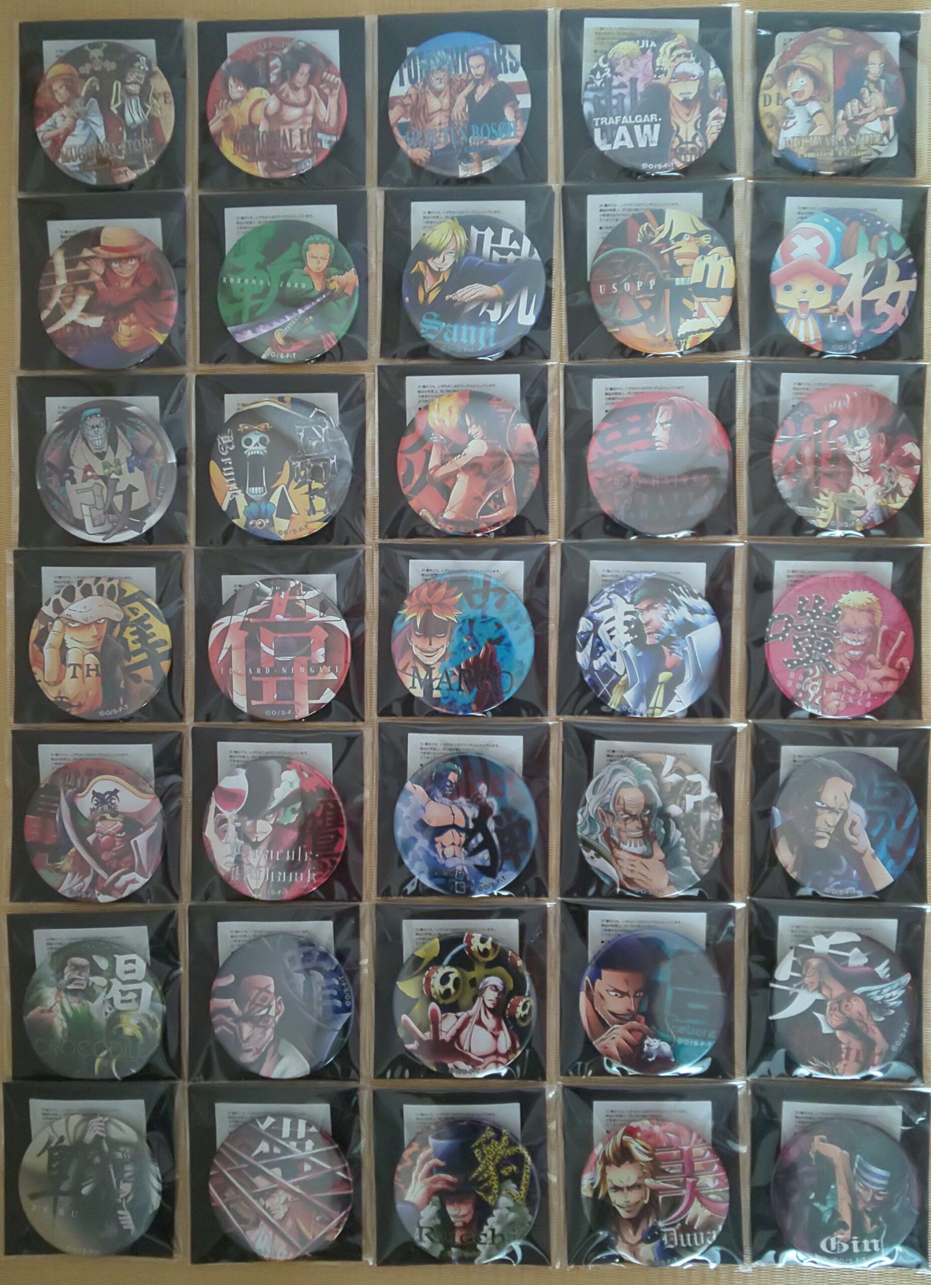 ワンピース ONE PIECE 輩 缶バッジ ハウステンボス 限定 ロー エース