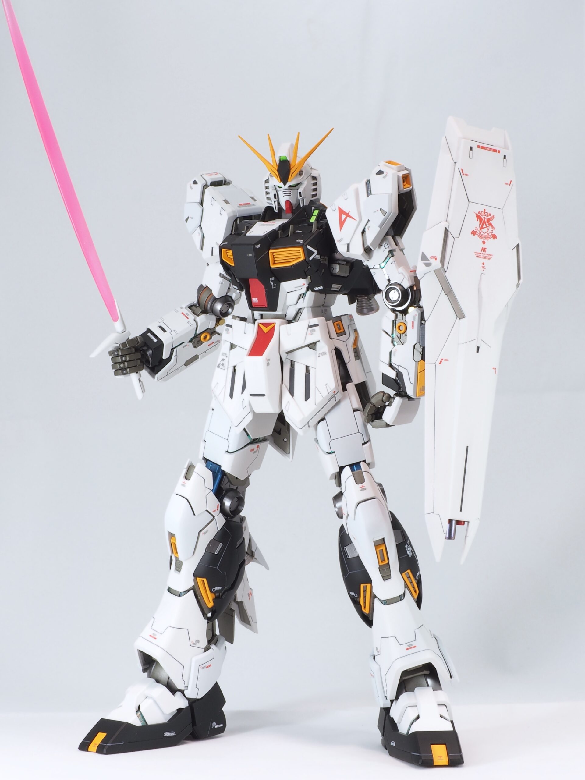 MG 1/100 νガンダム Ver.Ka | やることないからプラモやる！