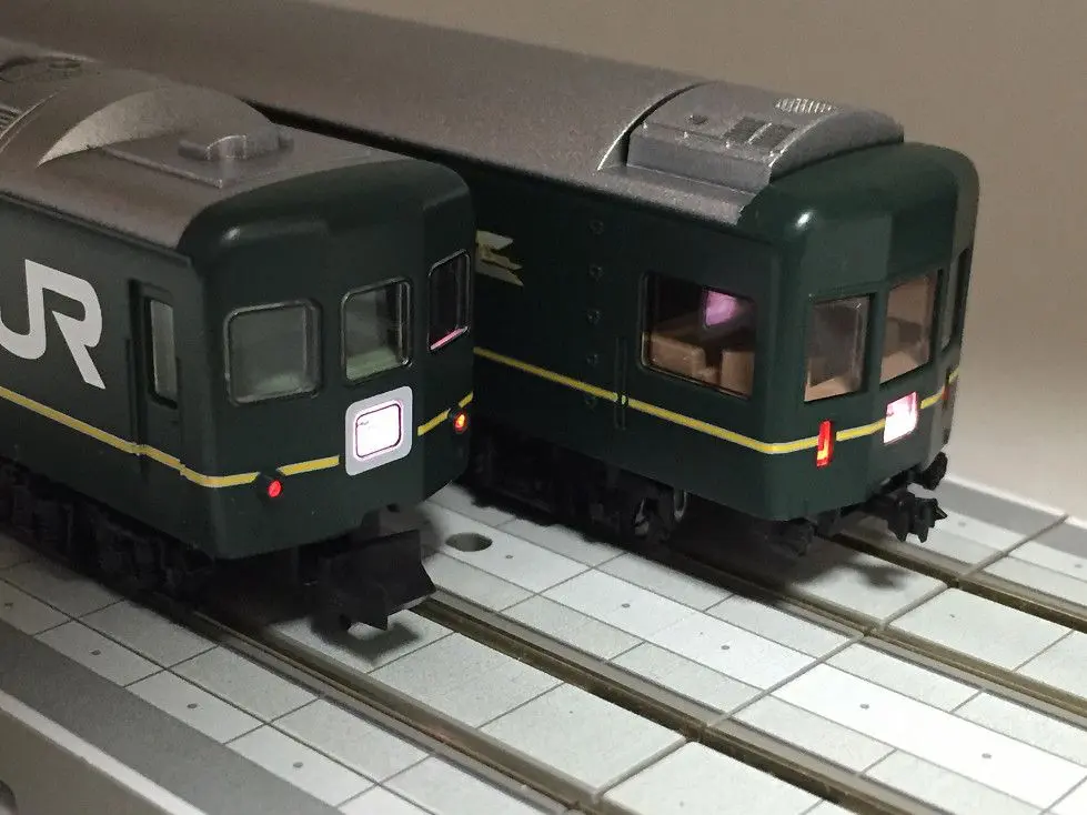 24系客車（特別なトワイライトエクスプレス）入線です。 TOMIX 98955