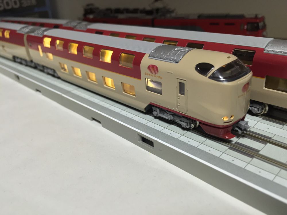 KATO アレグラ、ベルニナエクスプレス 純正室内灯付き カトーのスイス