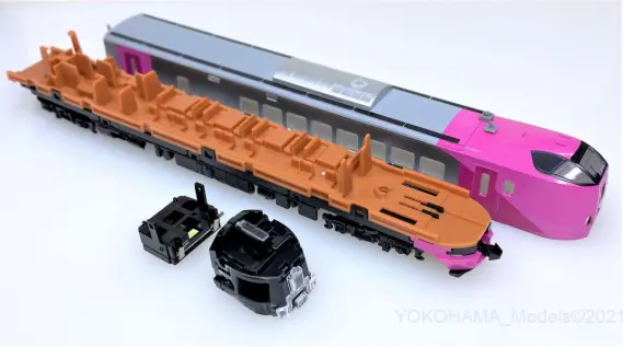 キハ261系5000番代「はまなす」が入線しました。TOMIX 98434