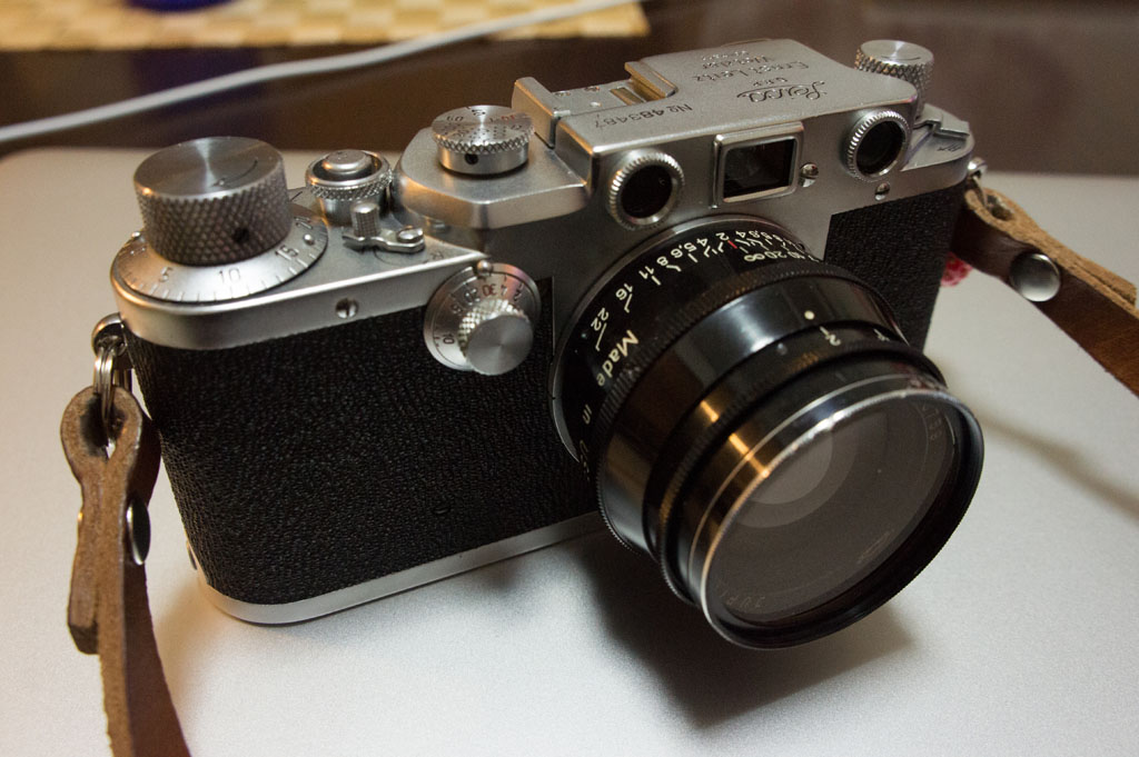 Leica IIIc - 晴れ時々ジャズ、雨のちカメラ
