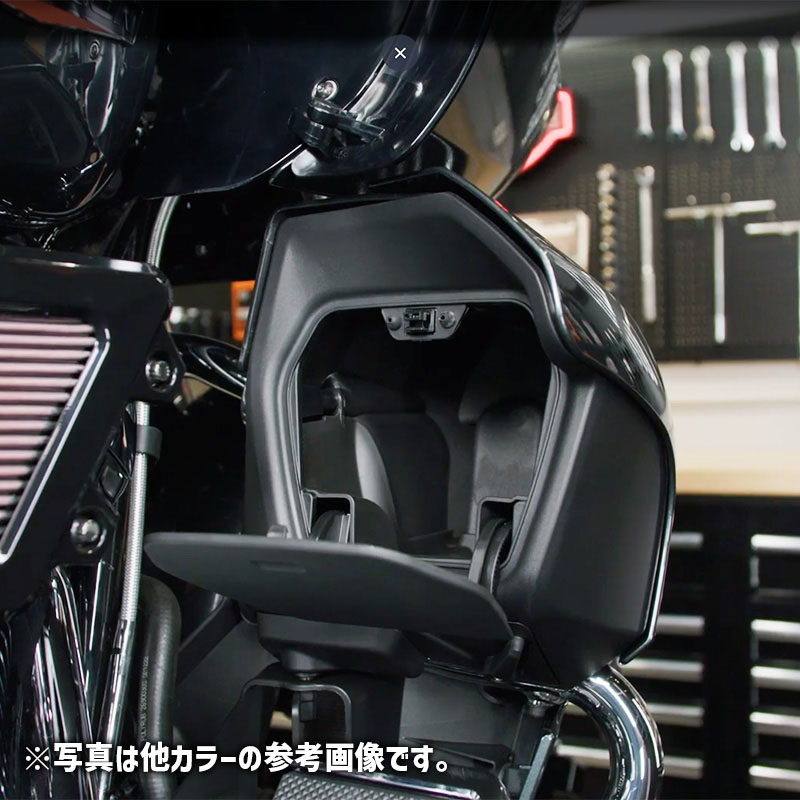 ハーレー純正 ロワーフェアリング ビビッドブラック Harley Davidson