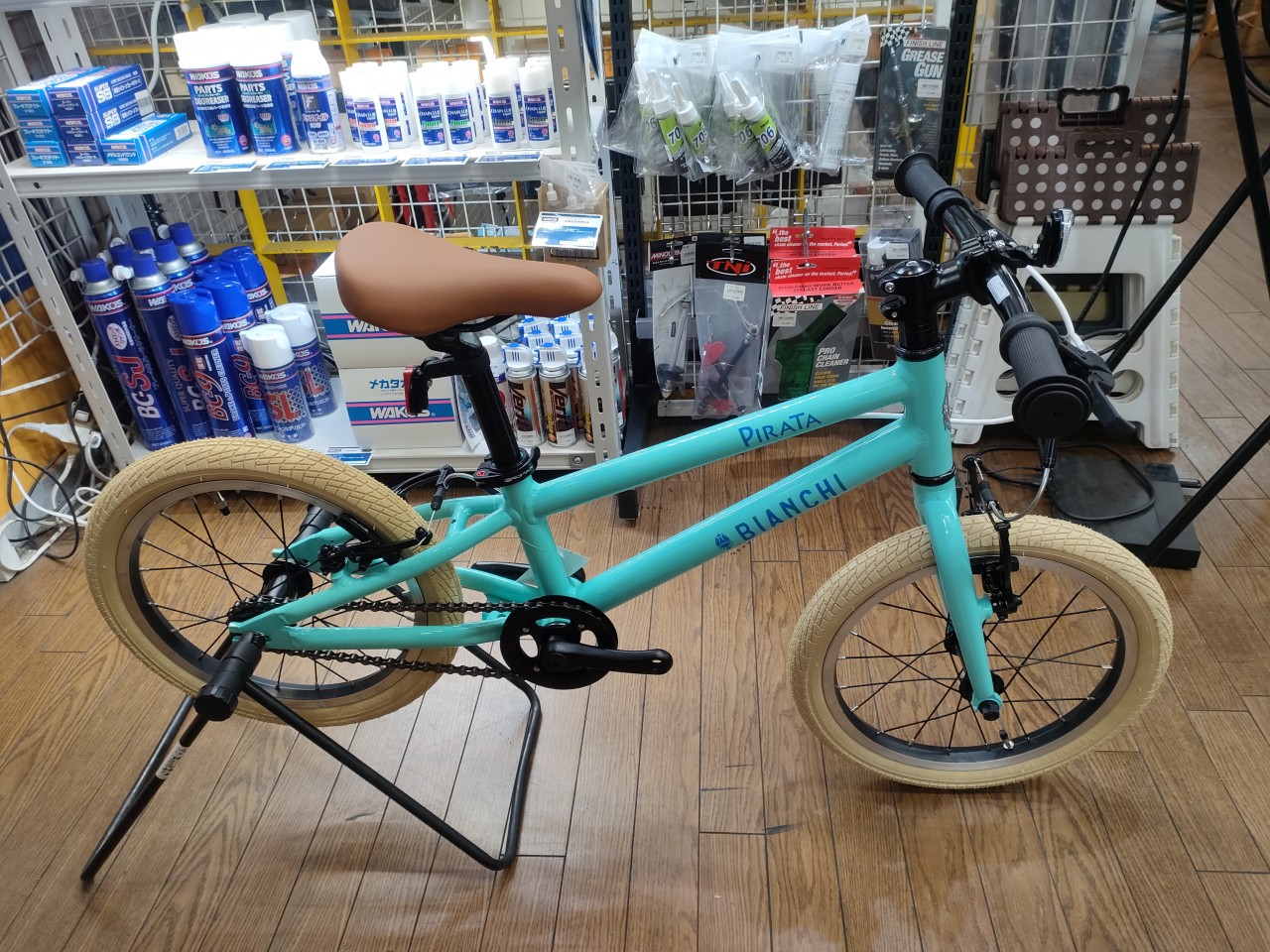 ビアンキ PIRATA 16インチ アルミフレーム軽量 子ども用