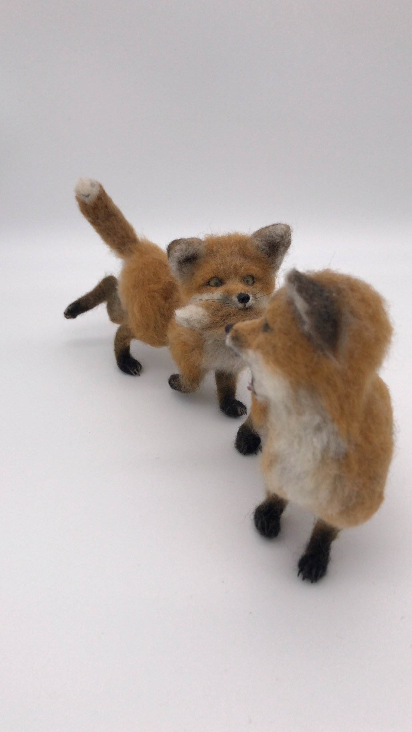 羊毛フェルト☆星屑集め部隊(灰白さん) 羊毛フェルト☆星屑集め部隊(茶白