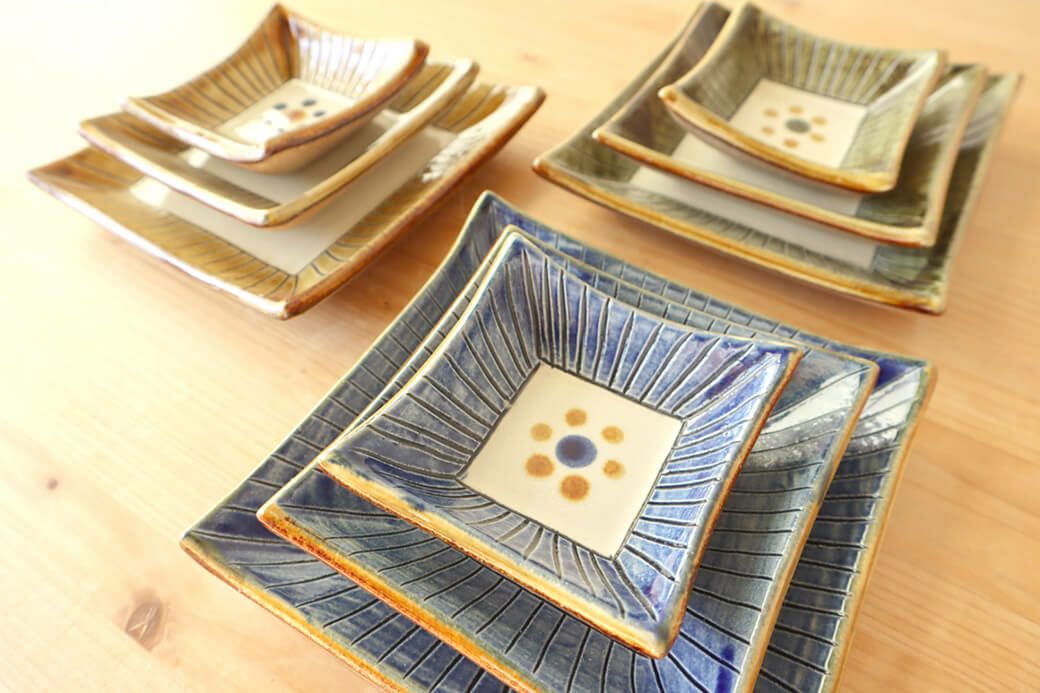 四角皿 8.5cm 花ぐ～線彫 ／ 陶眞窯 | ゆいまーる沖縄 ＜Online＞