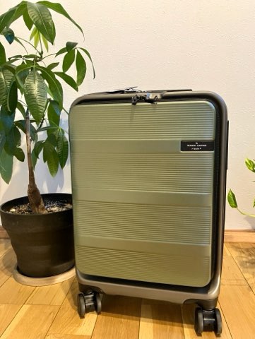 サックスバー 株主優待 キャリーケース 修学旅行用！スーツケースを見