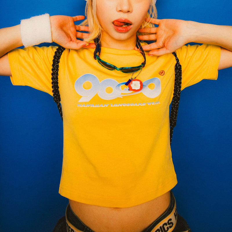 9090 × PIKO 9090 Logo Cropped Tee – YZ