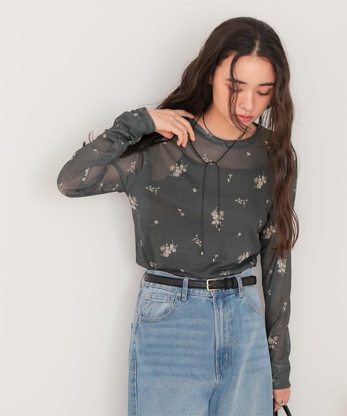 titivate（ティティベイト） tシャツ フラワーシアークルーネック