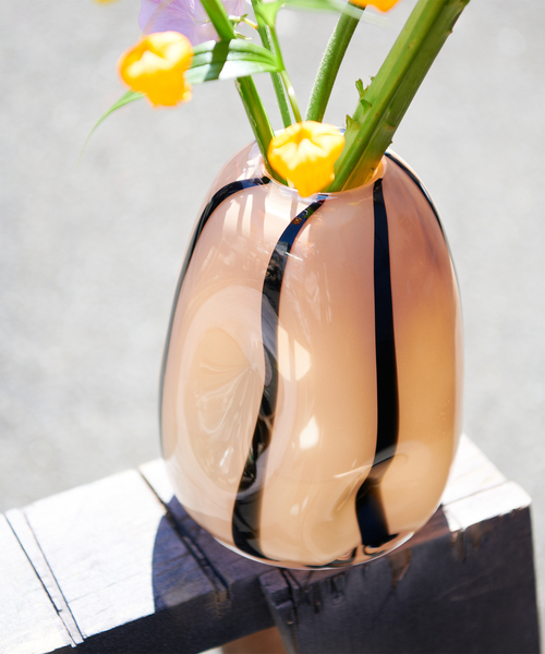 作品)サンドブラストもみじ模様のガラス花瓶 約20cm 作品