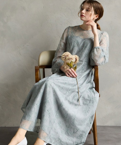 AIMER（エメ） ドレス スパンコールフラワー刺繍ロングスリーブ