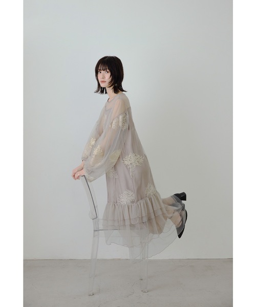 niana（ニアナ） ドレス フラワー刺繍ティアードフリルドレス Aライン