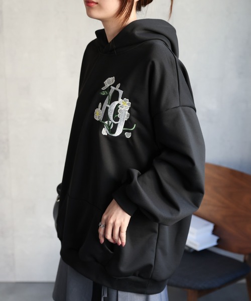 CREARE -LINO- パーカー 「ユニセックス商品」ミニ裏毛 フラワー刺繍