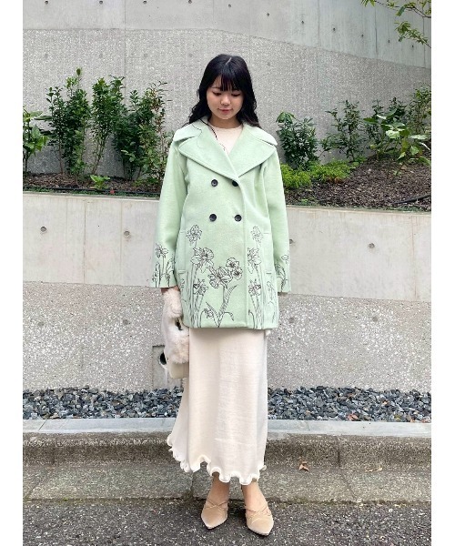 LILY BROWN（リリーブラウン） コート チェスターコート エンブロイ