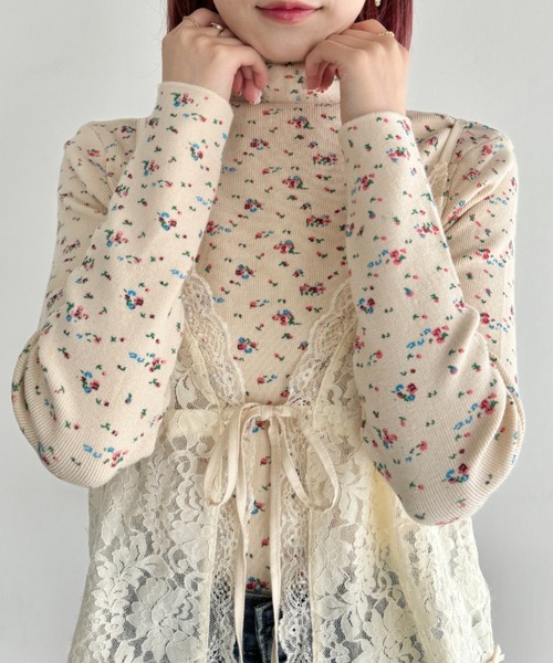 SOLLON.（ソルロン） tシャツ 小花柄ハイネックトップス レディース