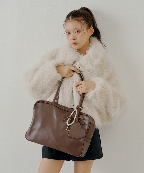 Chico（チコ） ボストンバッグ 「2サイズ展開」チャーム付きスクエア