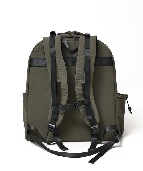 MATIEペットリュック Lカーキ小型犬〜中型犬用(定価26400円) MATIE