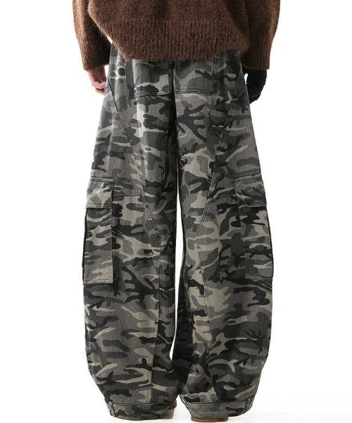 lilful ジーンズ 「26年春夏新作」迷彩柄ミリタリーワイドバギーカーブ