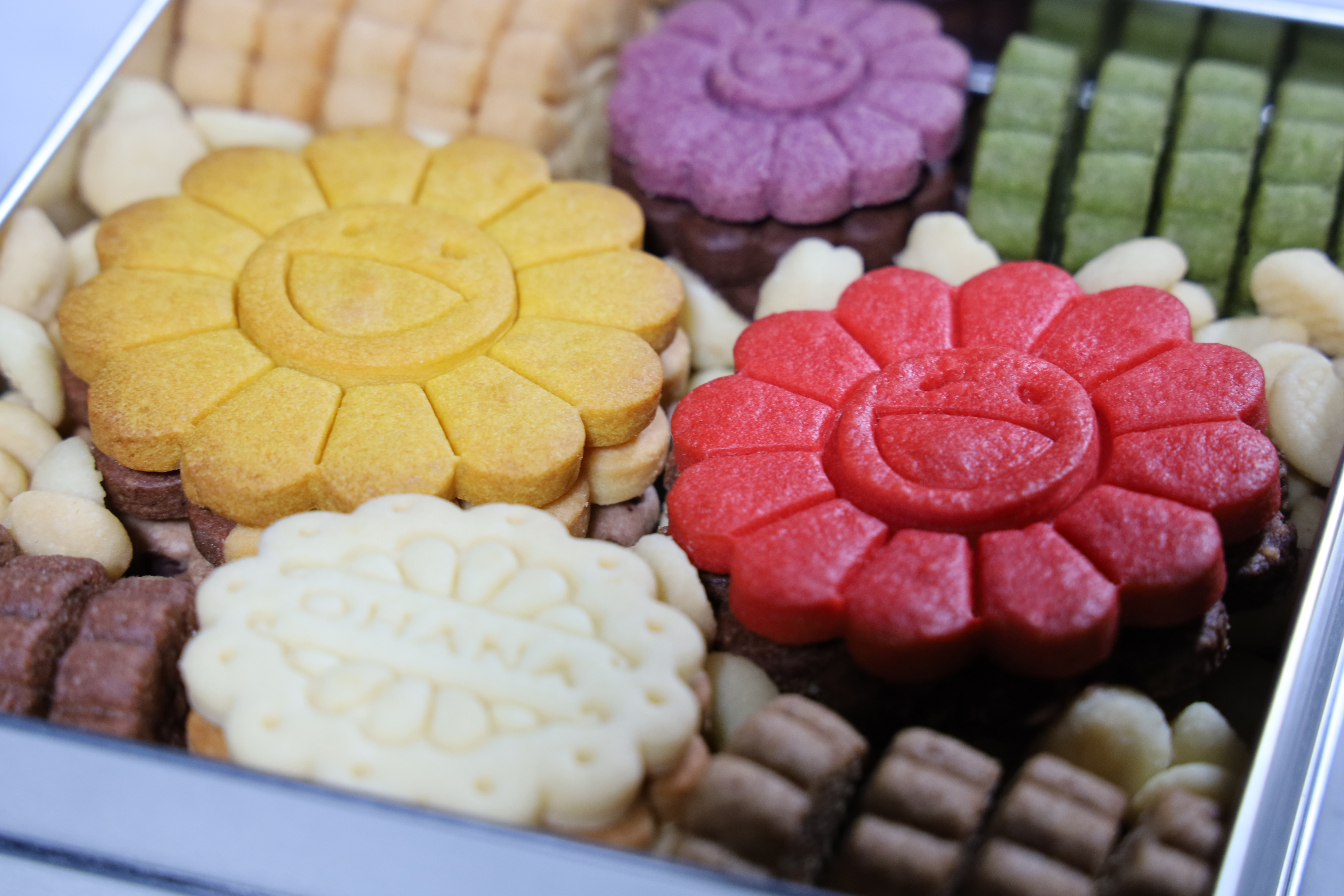 1/20（水）12:00〜より新生「となりの開花堂 クッキーM缶」を販売