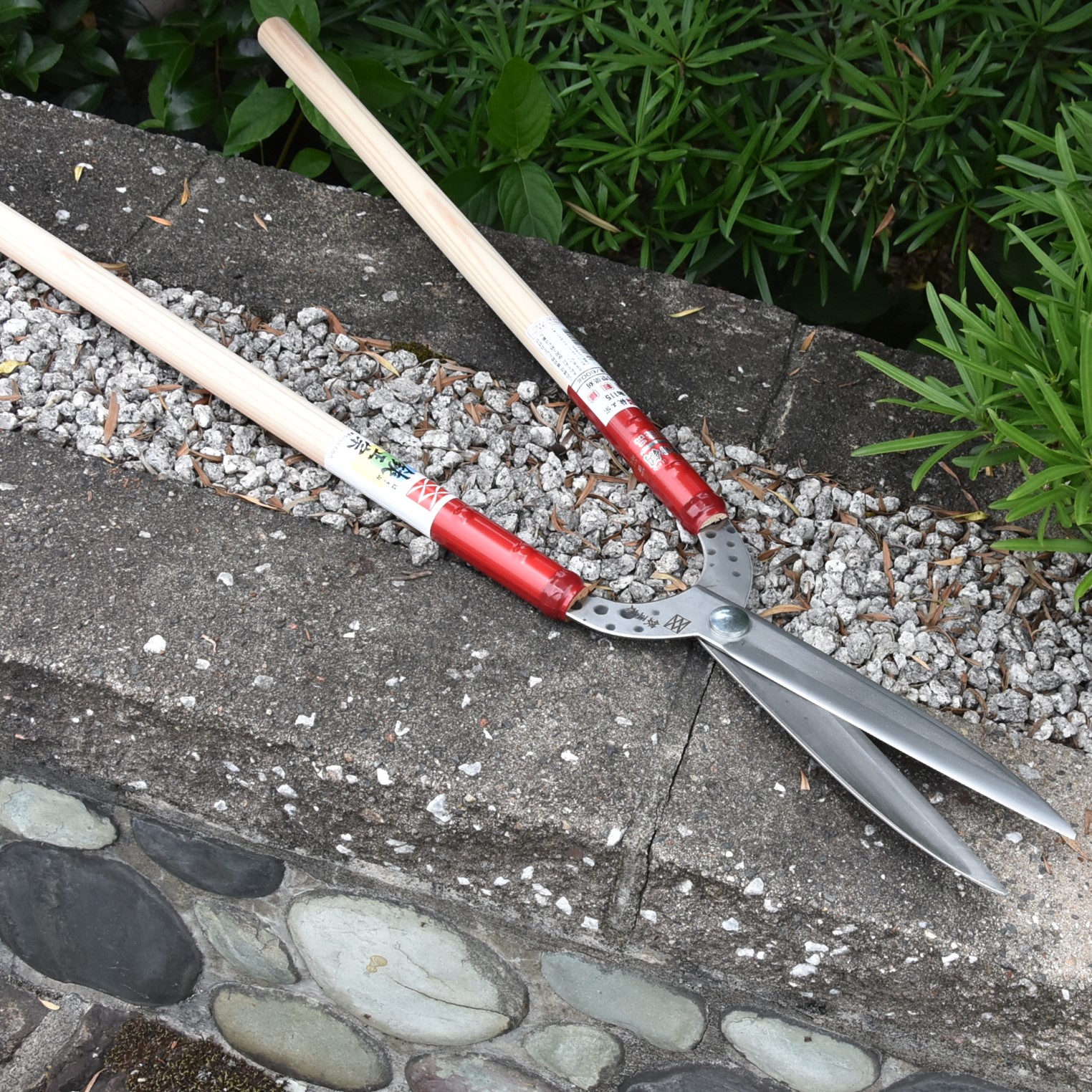 造園道具.com / 鋏正宗 超軽量 葉刈門型 210mm No.115