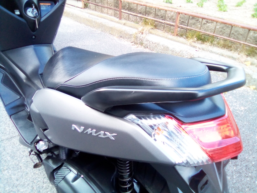 SE86J N-MAX125☆純正LEDヘッドライト☆ SE86J N-MAX125☆純正LED