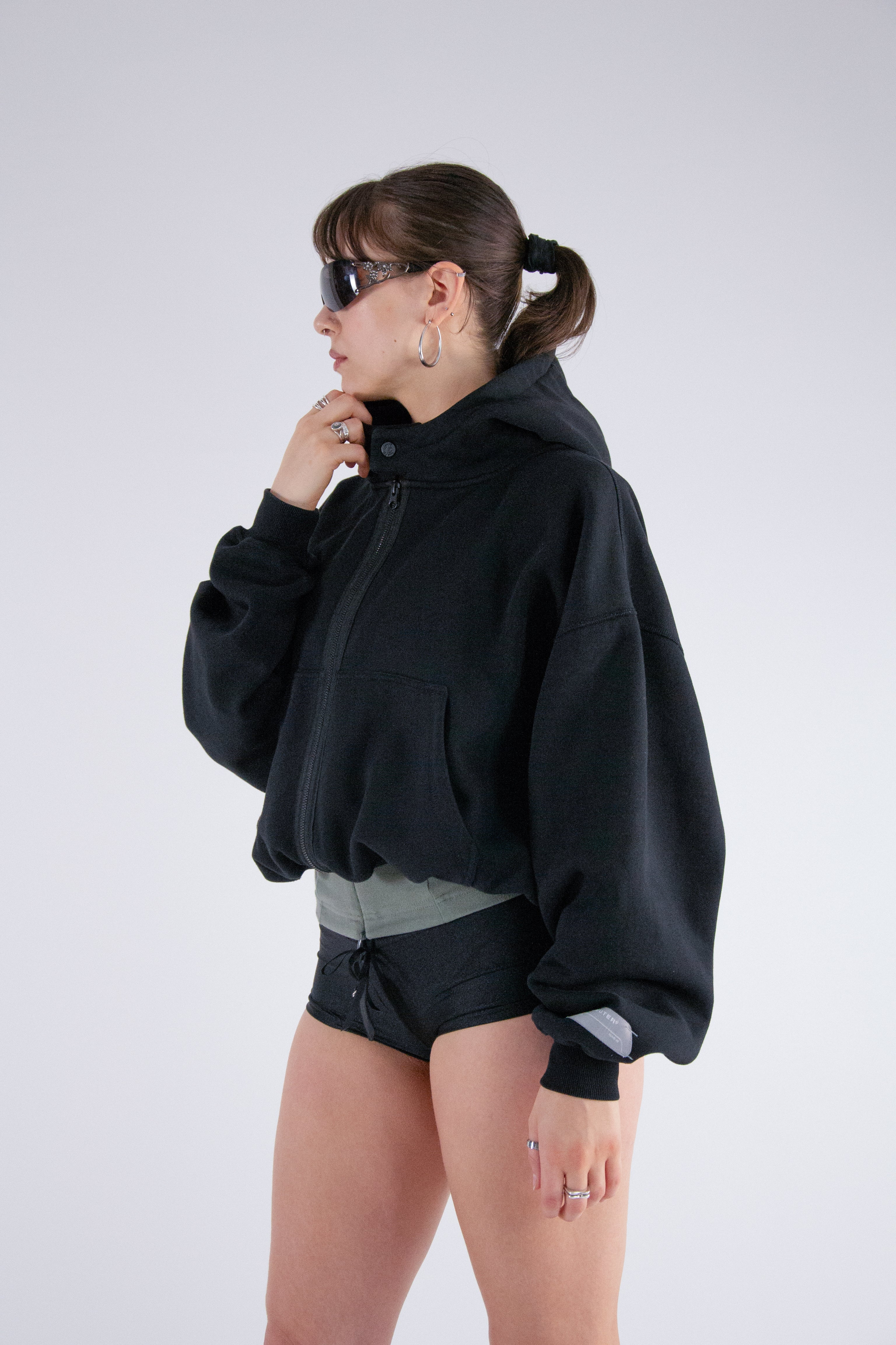 BEUTER® MATTE BLACK OVERSIZED HOODIE – acal store
