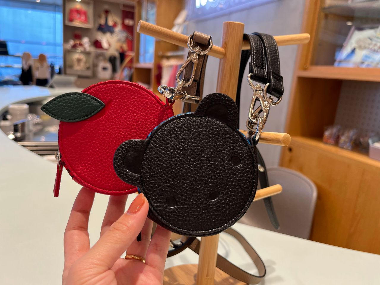 27日発売！ajew(エジュー)のご紹介♩｜ファミリア代官山店の公式ブログ