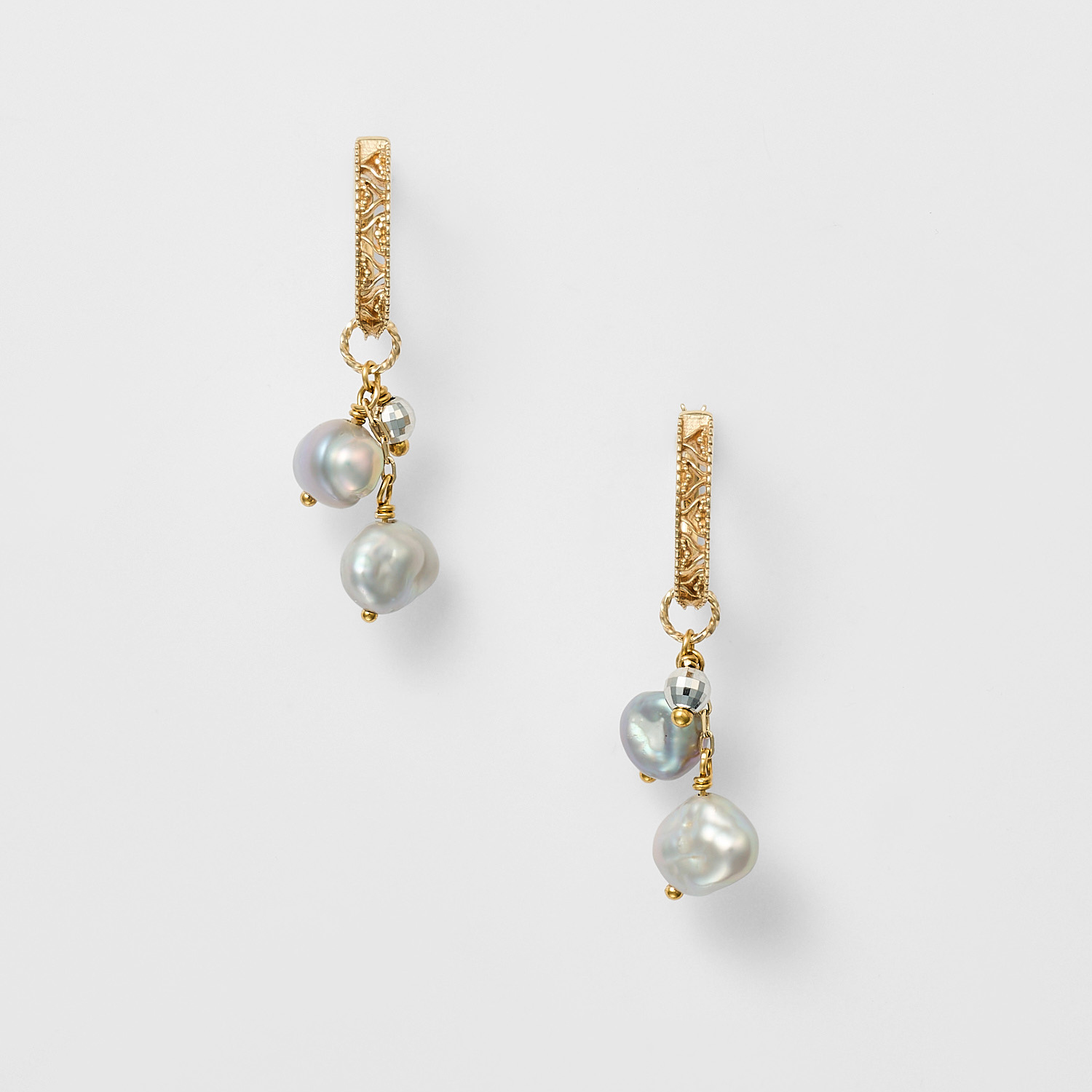 K10パールピアスチャーム｜ピアスチャーム｜アガット 公式オンラインストア